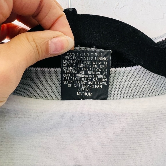 Jan & Dean Vintage Silver Satin Jacket Signed by Dean Ormsby Torrence - Picture 5 of 10